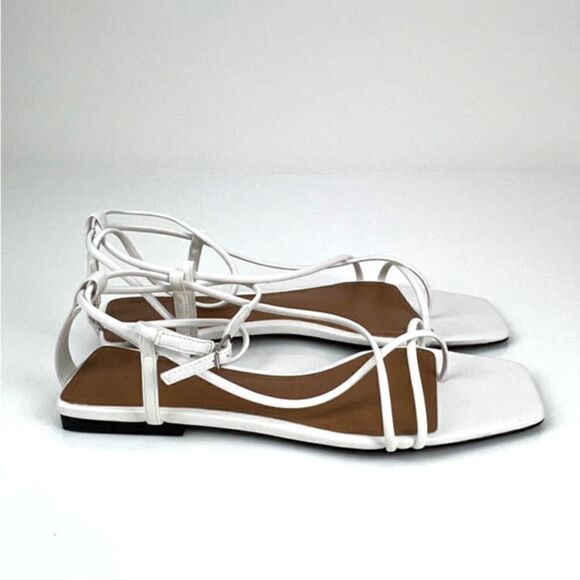 NewâWho What Wear Women USâ7 Shoes White Straps FlatâGladiatorâSandalsâ - Picture 3 of 11